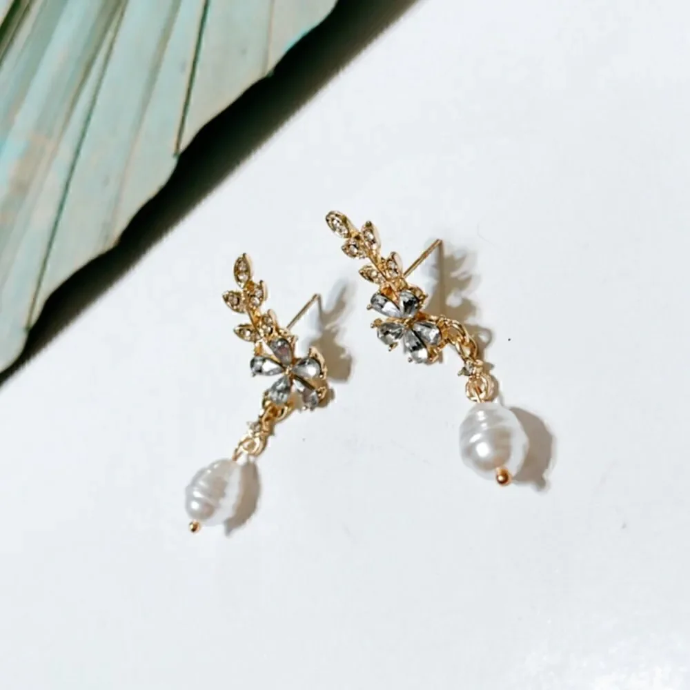Crystal flower drop earrings  #97